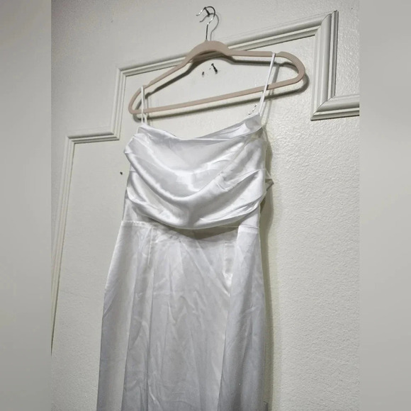 Lulus Lovely Endearment White Satin Sleeveless Backless Maxi Dress Wedding - Picture 7 of 11